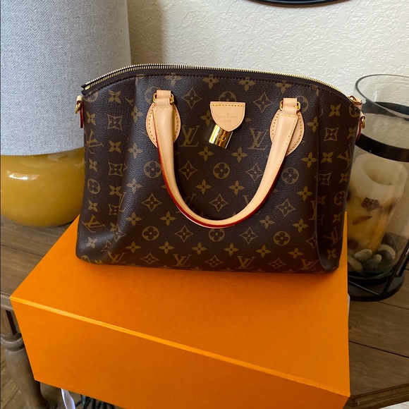 Louis Vuitton Handbags - Louis Vuitton Rivoli Crossbody